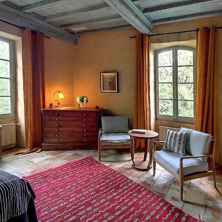 ホテル La Bastide Du Farfadet Laudun エクステリア 写真